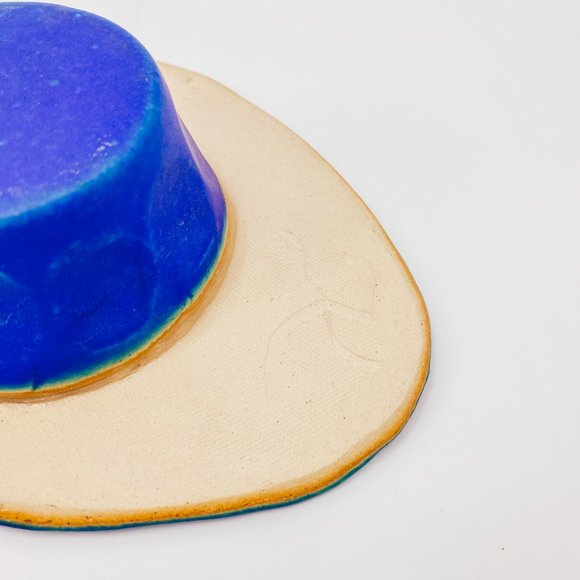 Vintage Ceramic Vase with built in Flower Frog - Picture 4 of 12